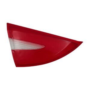 طلق چراغ عقب روی صندوق آریزو 5 سمت راننده